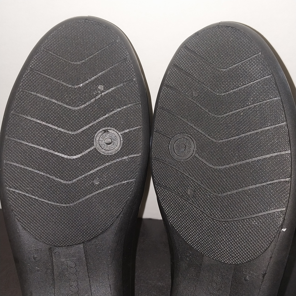 Bata Women's‎ Classic Black Loafers Size 10-US - Picture 11 of 16